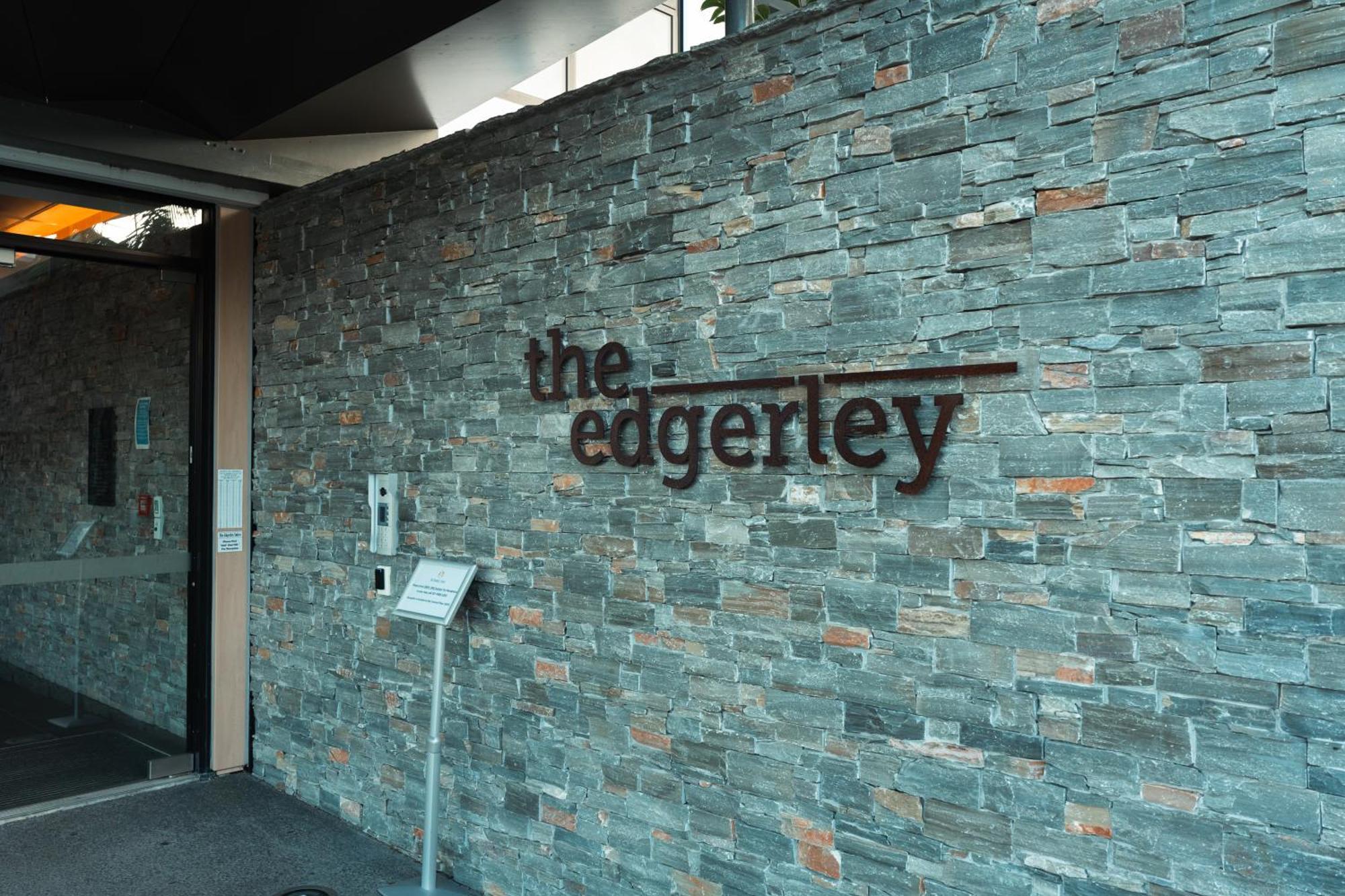 The Edgerley 4* Auckland